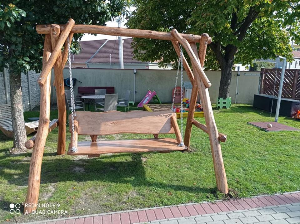 Penzion Zajecak Zaječí エクステリア 写真